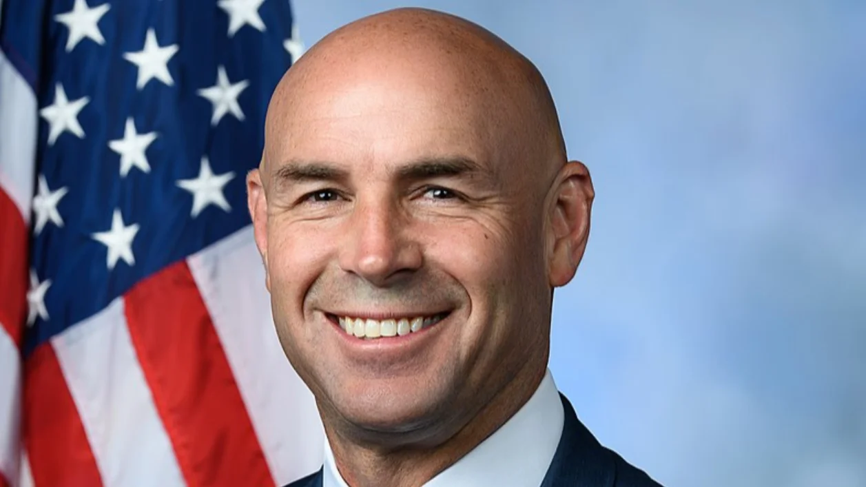 U.S. Rep. Jake Ellzey Proudly Serving the 6th District of Texas - Official U.S. House headshot U.S. Rep. Jake Ellzey Proudly Serving the 6th District of Texas - Official U.S. House headshot