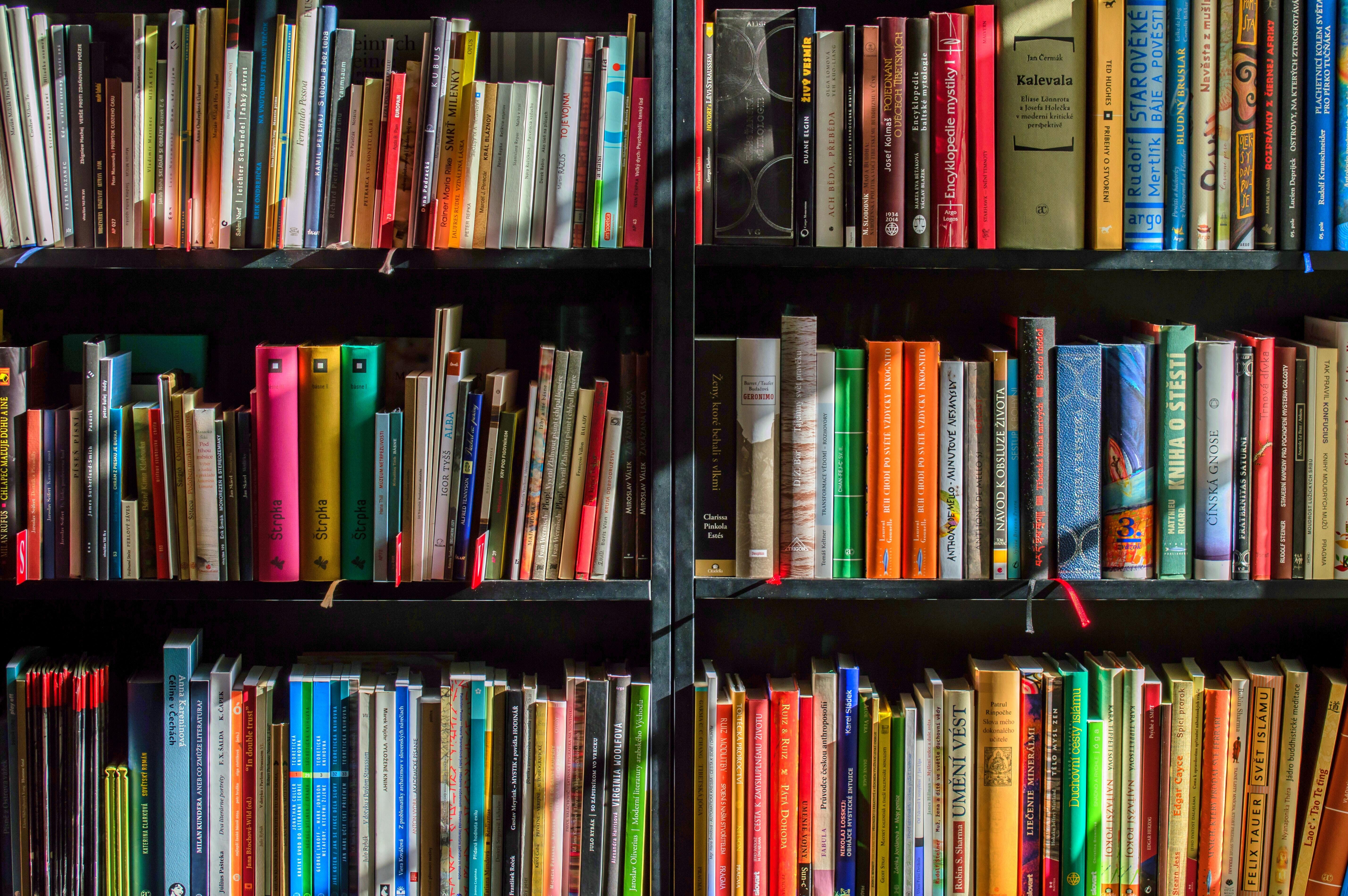 BOOK CLUB