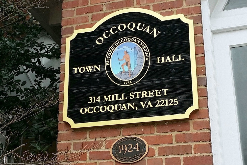 Town Hall Holiday Closures: December 23, 24, 27, and 31