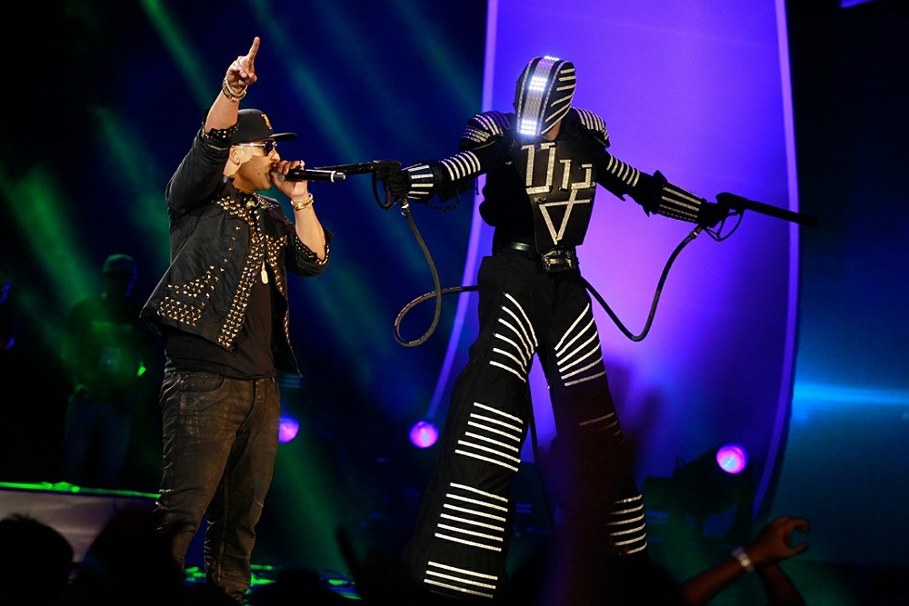 Tarima brings Latin music flavor to DishLATINO