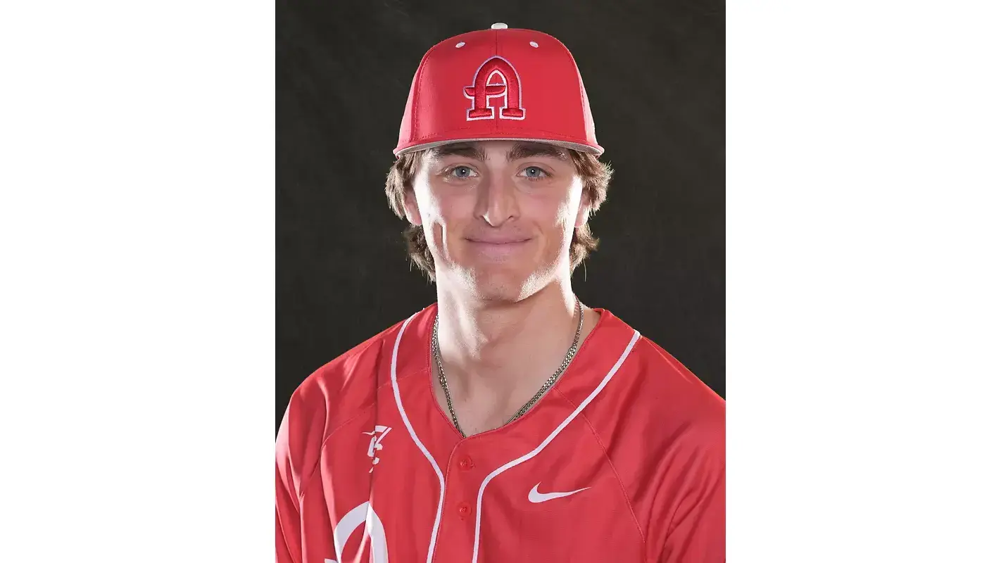 On Saturday, May 17, former Lincoln East High School standout Carson Dahle collegiate team loses in the NCAA Division II Baseball Championship