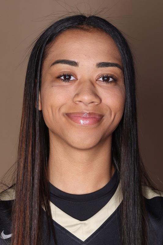 Butler Women outlast Indy Pirates to pick up 14th win of the season