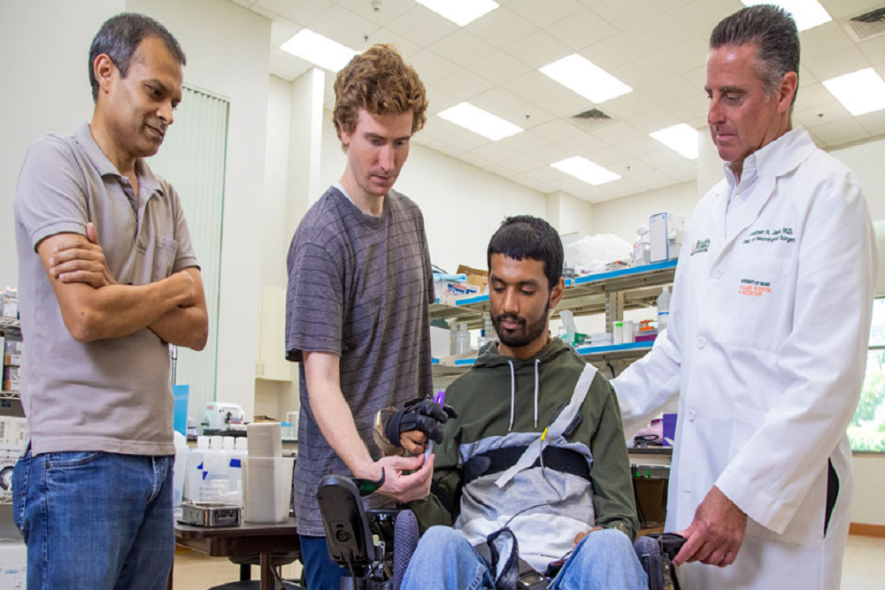 Implanted device turns thoughts into motion Implanted device turns thoughts into motion