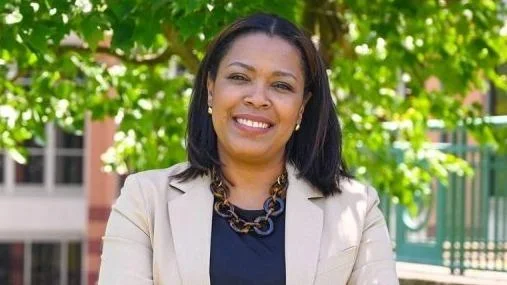 Dr. Rosana Reyes President of the Lamar Community College Dr. Rosana Reyes President of the Lamar Community College