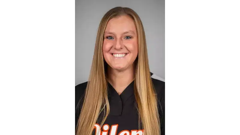 Jillian Baracz, former North Royalton High School standout’s collegiate team plays on Thursday, May 8 in the NCAA Division II Softball Championship