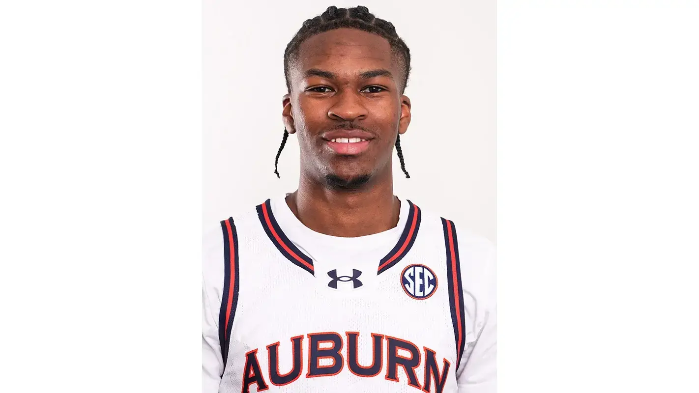 Miles Kelly, former Hargrave Military Academy standout’s collegiate team plays on Thursday, March 20 in Division I NCAA Basketball Championship Tournament