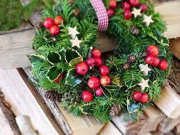 Donated, Handmade Wreaths/Doorhangers needed for Milwaukee Pets Alive’s Spring Wreath Sale & Contest on Feb 18
