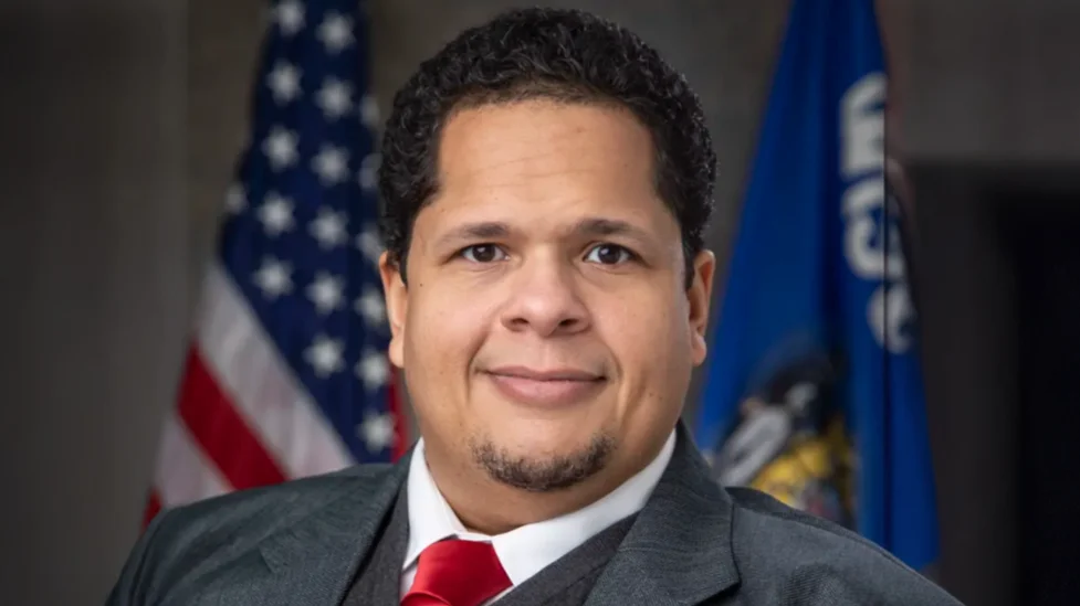 Sen. Bradley of Wisconsin Senate authors bill reclassifying impersonation of emergency personnel Sen. Bradley of Wisconsin Senate authors bill reclassifying impersonation of emergency personnel