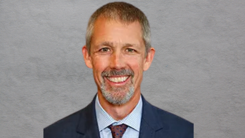 Fourth Quarter Kicks Off with Energetic Honors Convocation