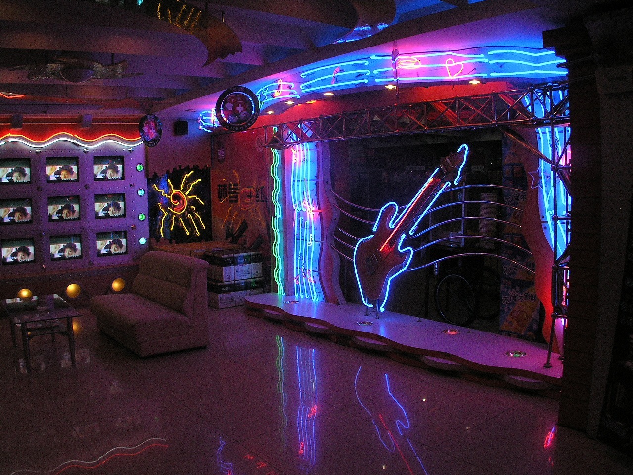 Karaoke Night, at Moody Brews Coffee & Lounge on Feb.9