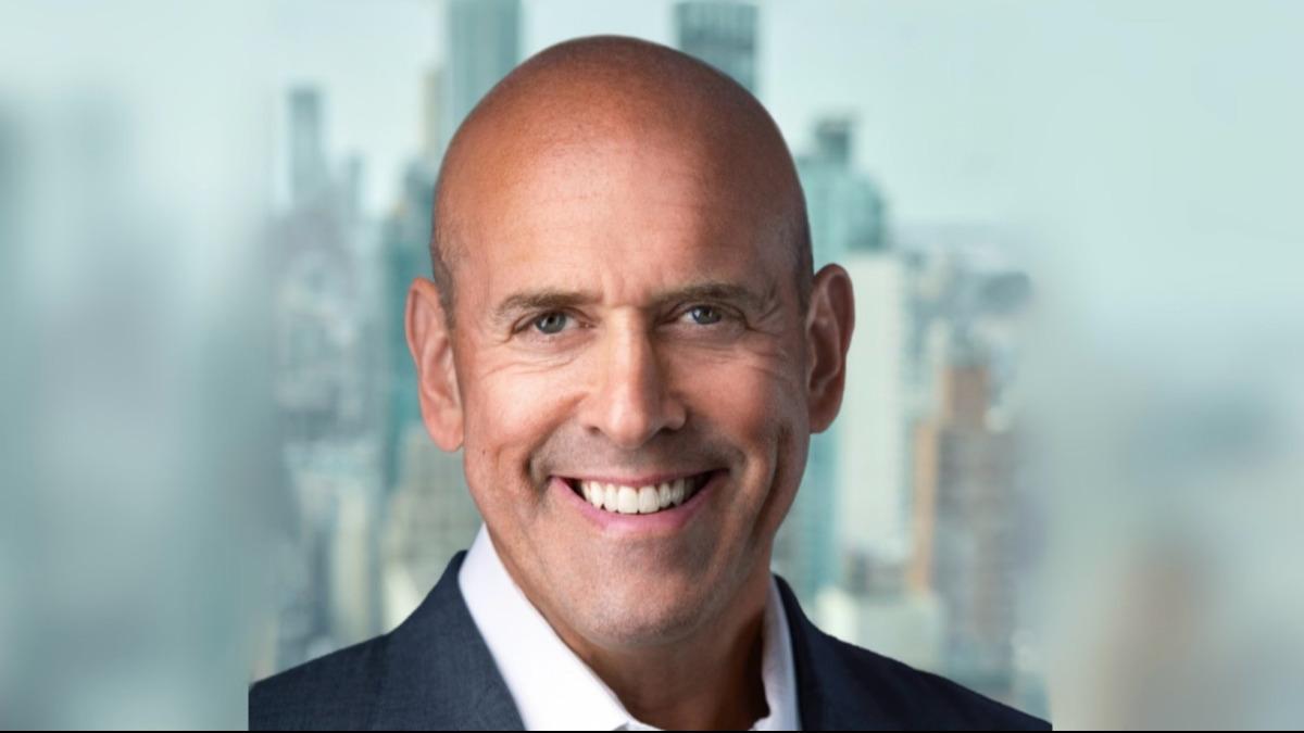 Harvey M. Schwartz - Chief Executive Officer and Director - https://www.carlyle.com Harvey M. Schwartz - Chief Executive Officer and Director - https://www.carlyle.com