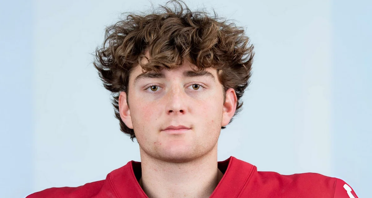 Devin Bale, Footballer - Arkansas Razorbacks Devin Bale, Footballer - Arkansas Razorbacks
