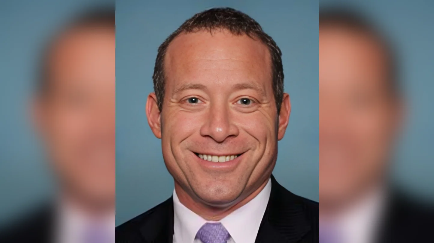 U.S. Rep. Josh Gottheimer representing New Jersey%27s 5th Congressional District - Official U.S. House headshot