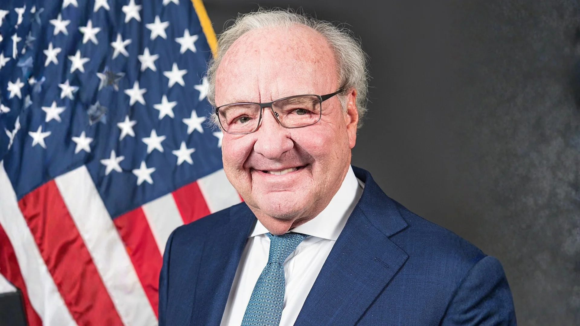 Tom Hicks prominent figure in sports real estate and business Tom Hicks prominent figure in sports real estate and business
