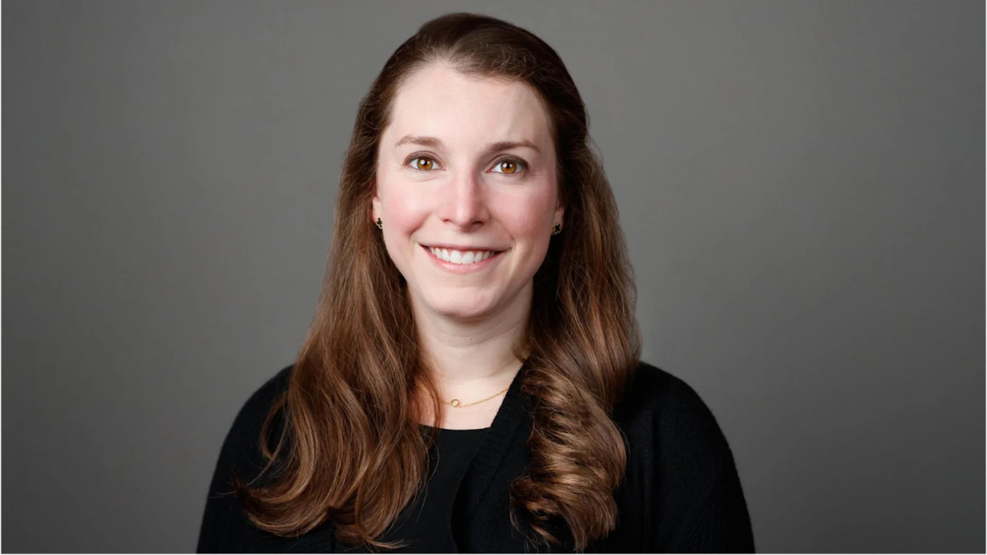 Jessica Heyer, MD, a pediatric orthopedic surgeon at HSS - HSS