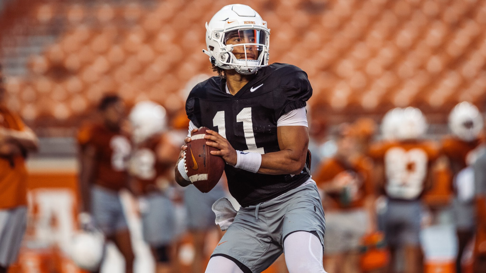 Texas ranks No. 21 in AP Poll headed into season Texas ranks No. 21 in AP Poll headed into season