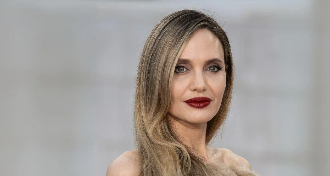 Angelina Jolie, Actress - Official Headshot Angelina Jolie, Actress - Official Headshot