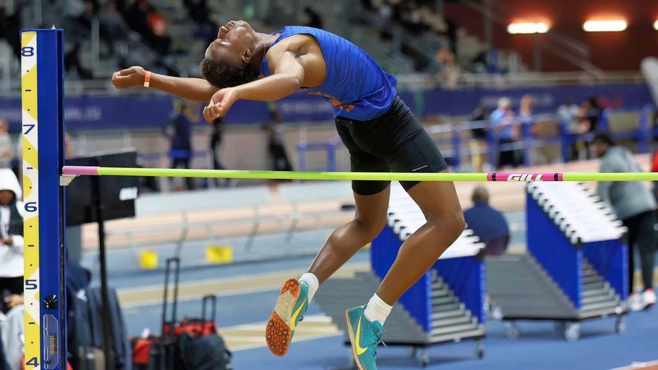 Track & Field breaks five school records at SCIAC #1