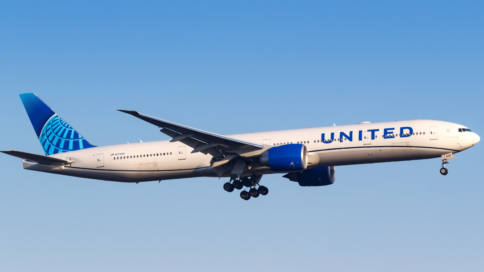 United Airlines Boeing 777 United Airlines Boeing 777
