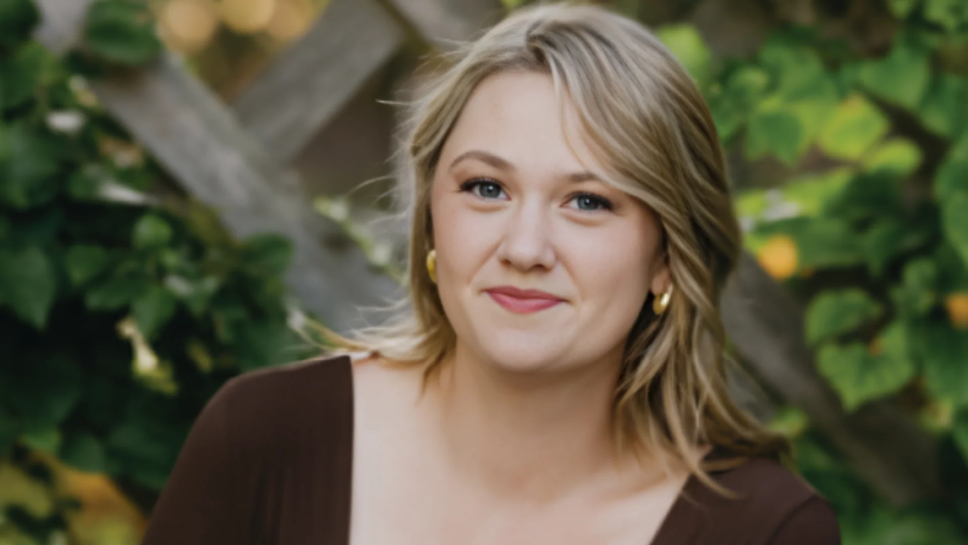 Claire Swinarski Author