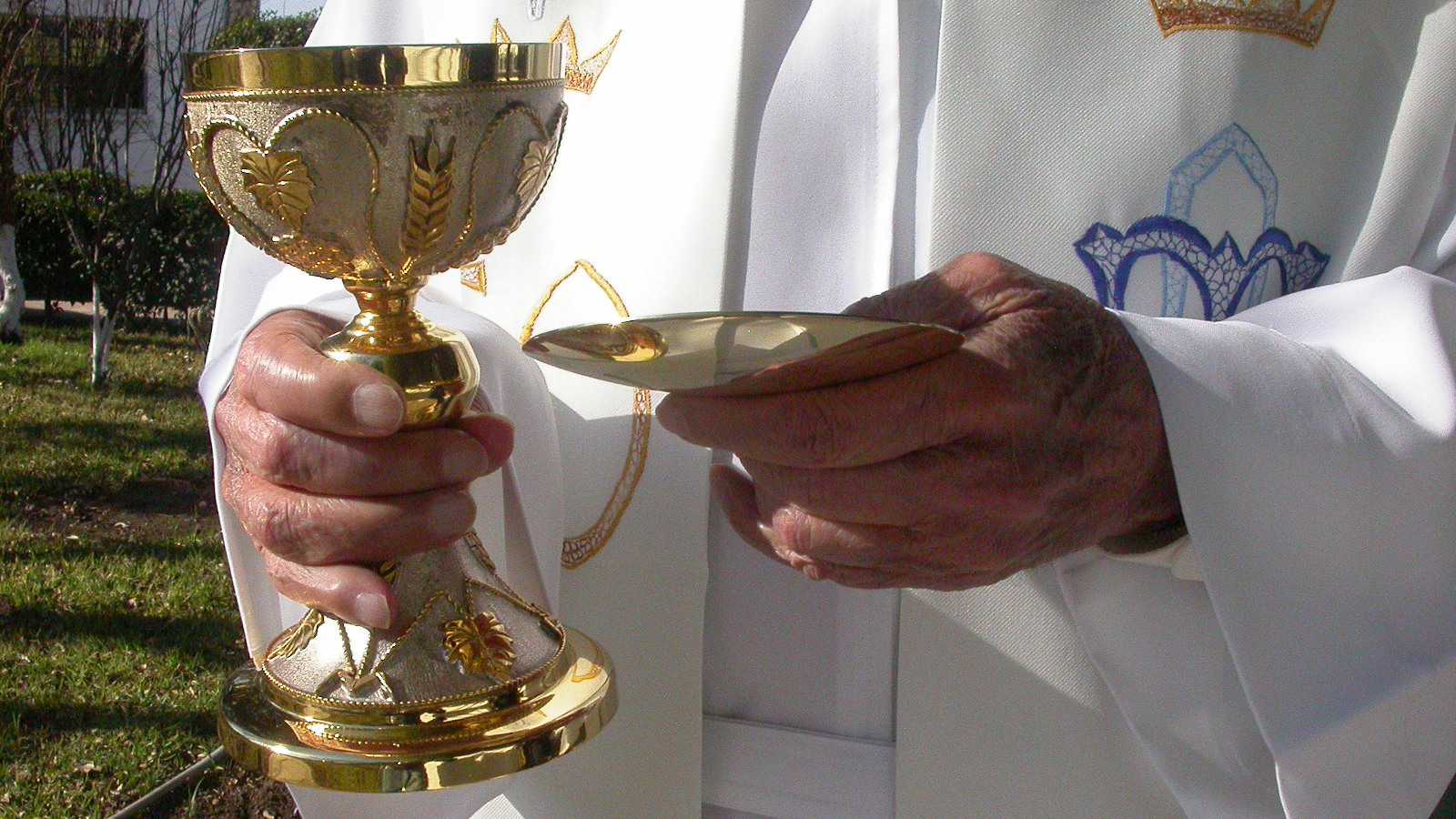 "We can see the connection between our need to seek God’s mercy and to gratefully receive the grace that comes in Holy Eucharist,” Dcn. Terry Barber, of Sacred Heart, said. "We can see the connection between our need to seek God’s mercy and to gratefully receive the grace that comes in Holy Eucharist,” Dcn. Terry Barber, of Sacred Heart, said.