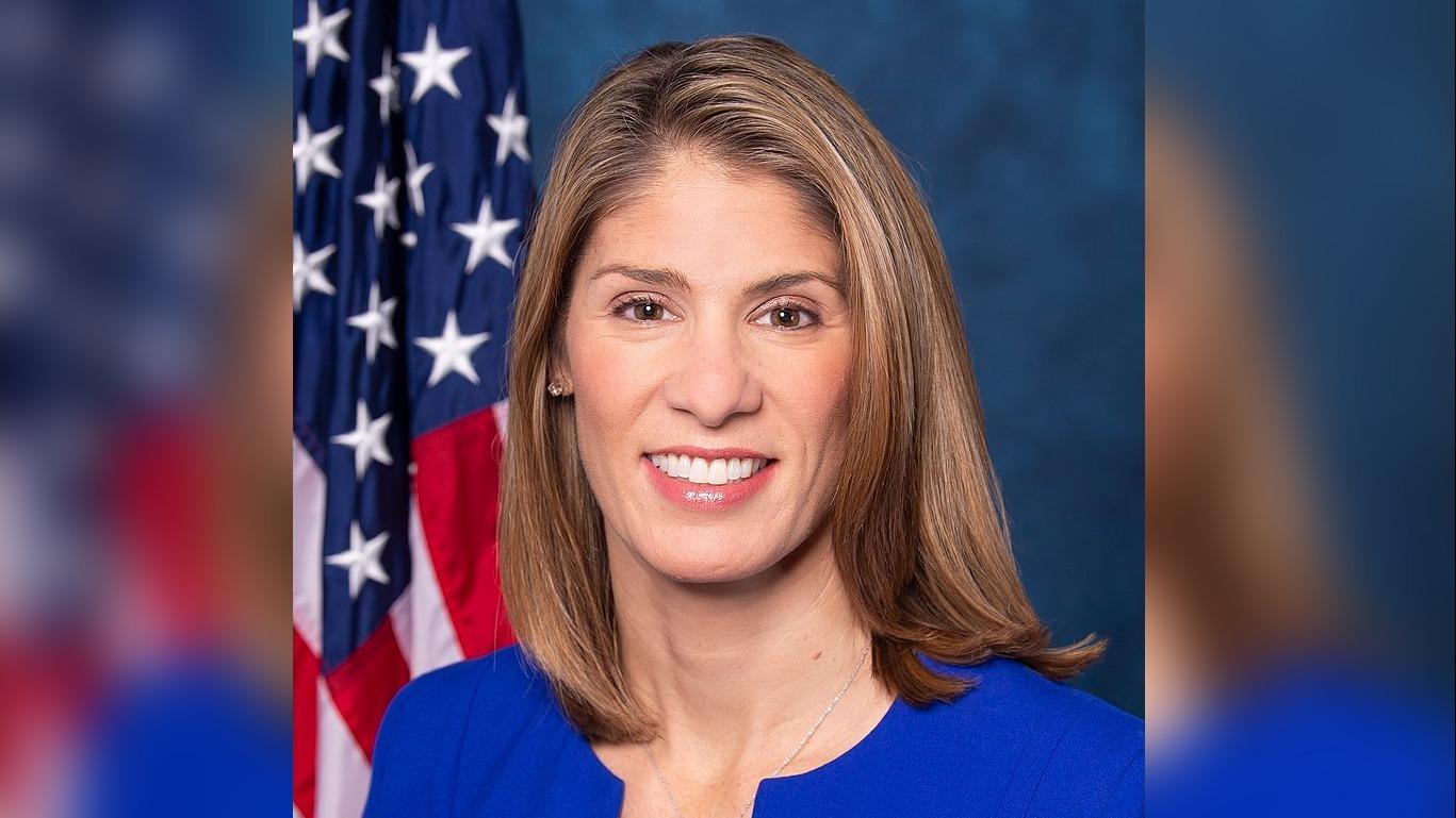 Lori Trahan opposes Trump/Musk bill; announces art competition; celebrates Irish heritage