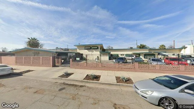 1205 8th Street, Bakersfield, CA 93304
