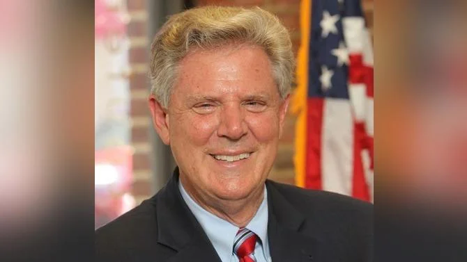 Rep. Frank Pallone voices concern over environment and economy