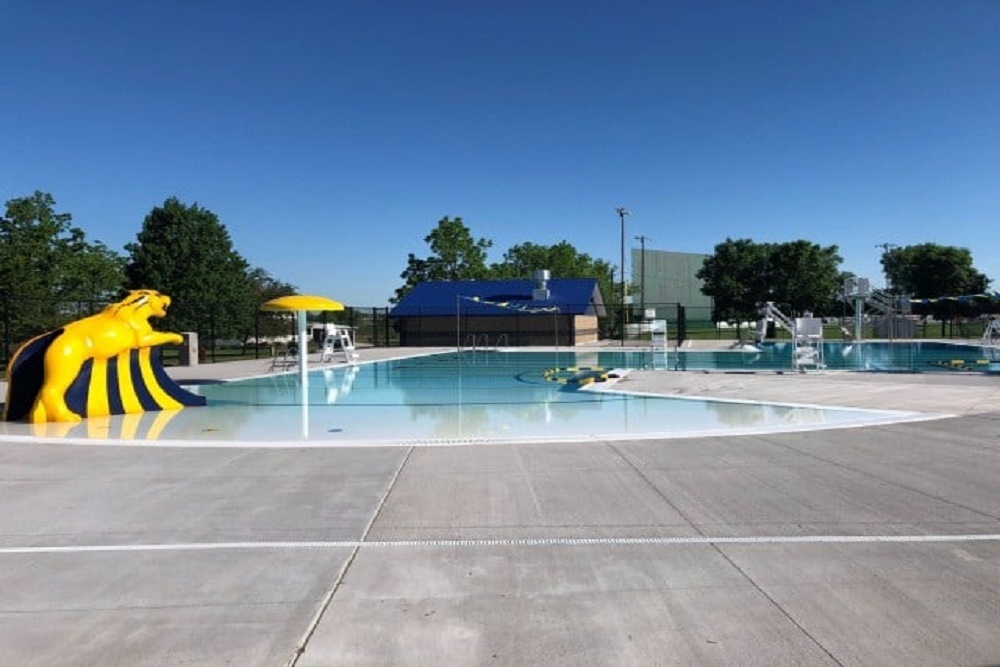 Who is dreaming of SUMMER! Who is dreaming of SUMMER!