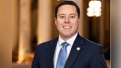 Governor signs law sponsored by Zimmerman to address homelessness and public safety