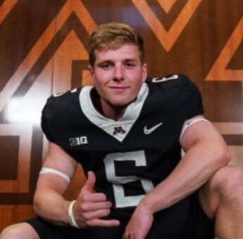 David Kemp announce his commitment