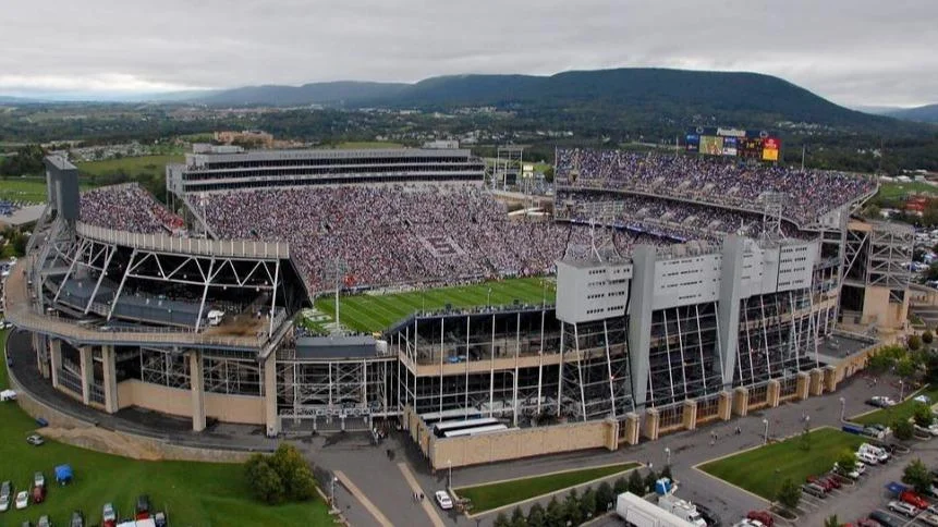 Penn State softball falls to Wisconsin in home series finale