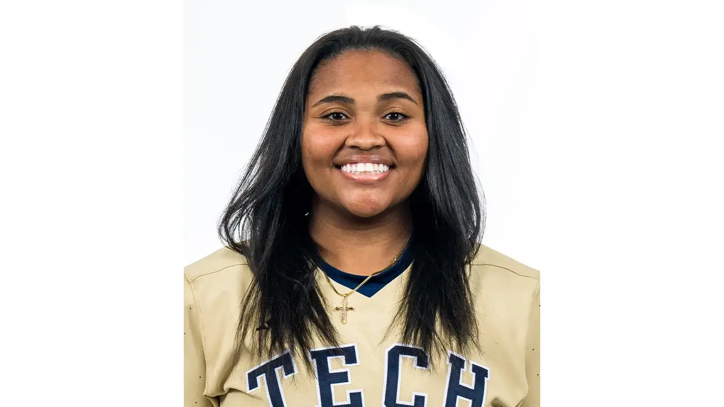 Reese Hunter, former Roswell High School softball player will compete with her collegiate team for the NCAA Division I Softball Championship Reese Hunter, former Roswell High School softball player will compete with her collegiate team for the NCAA Division I Softball Championship