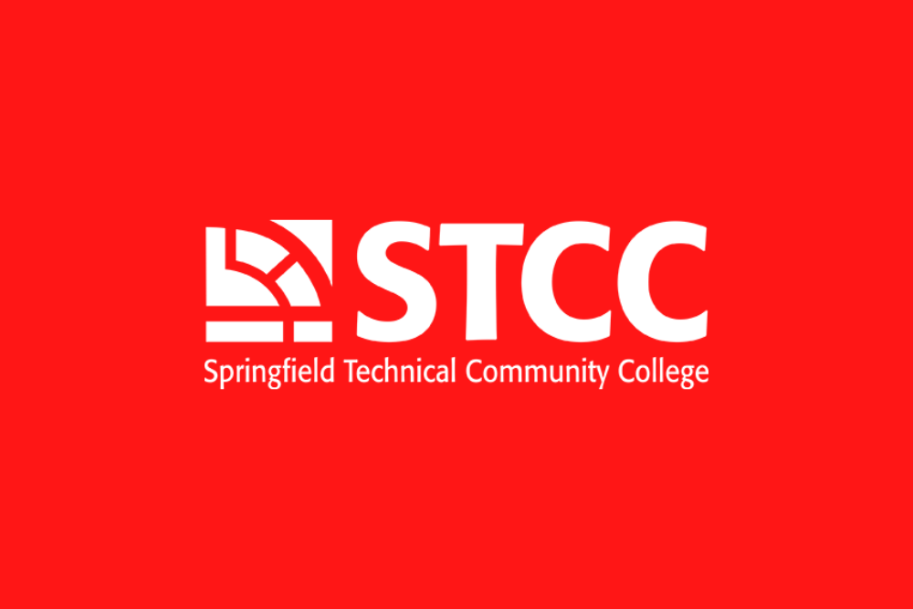 ACADEMIC COUNSELOR BUILDS CONNECTIONS WITH VETERANS, SERVICE MEMBERS AT STCC