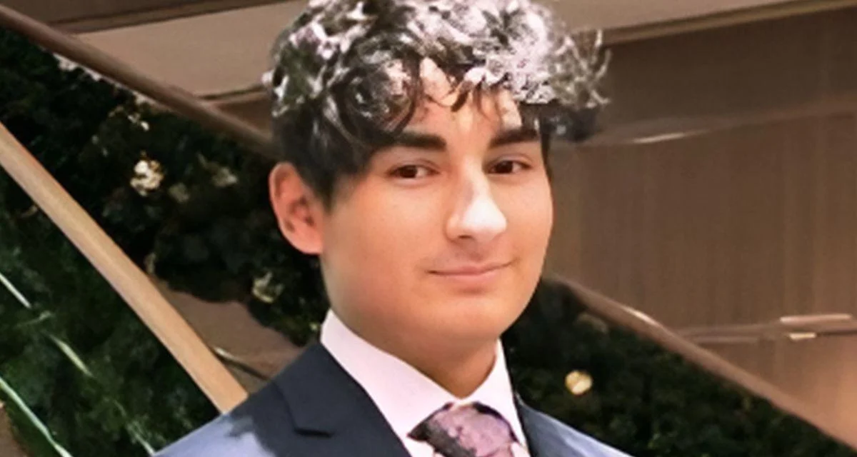 Sy Bogutski, Senior Majoring in Microbiology at Texas Tech University