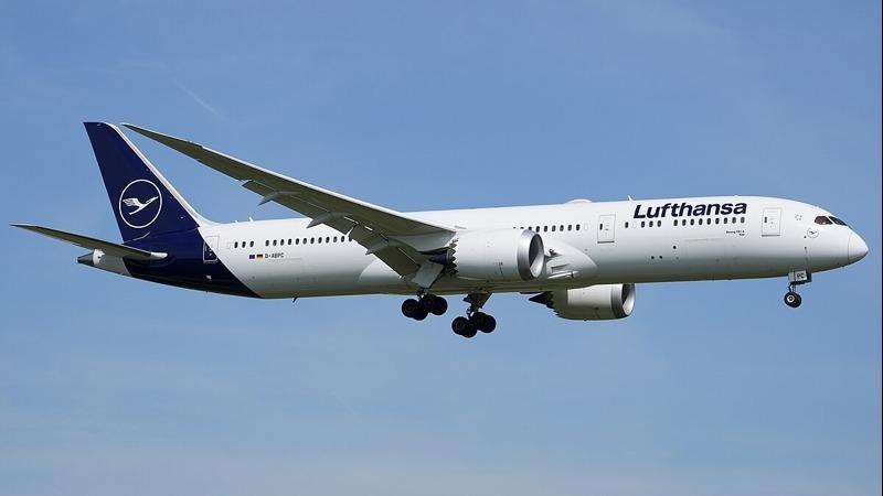 Lufthansa Boeing