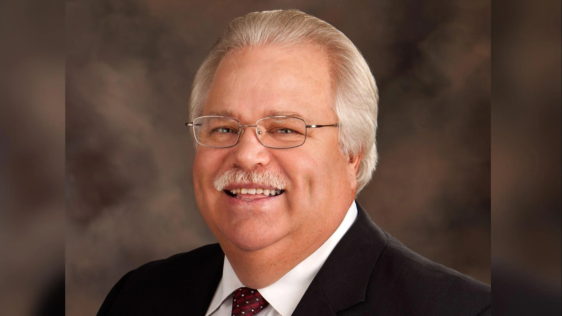 Lee Schlenvogt, Chairperson of Ozaukee County Board Lee Schlenvogt, Chairperson of Ozaukee County Board