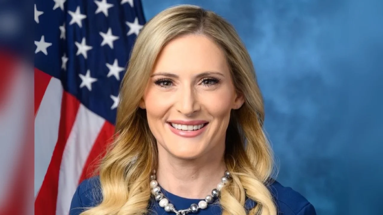 Rep. Laurel Lee introduces amendment to require citizenship for federal election voting