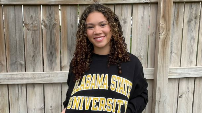 Ava Webber announced her commitment
