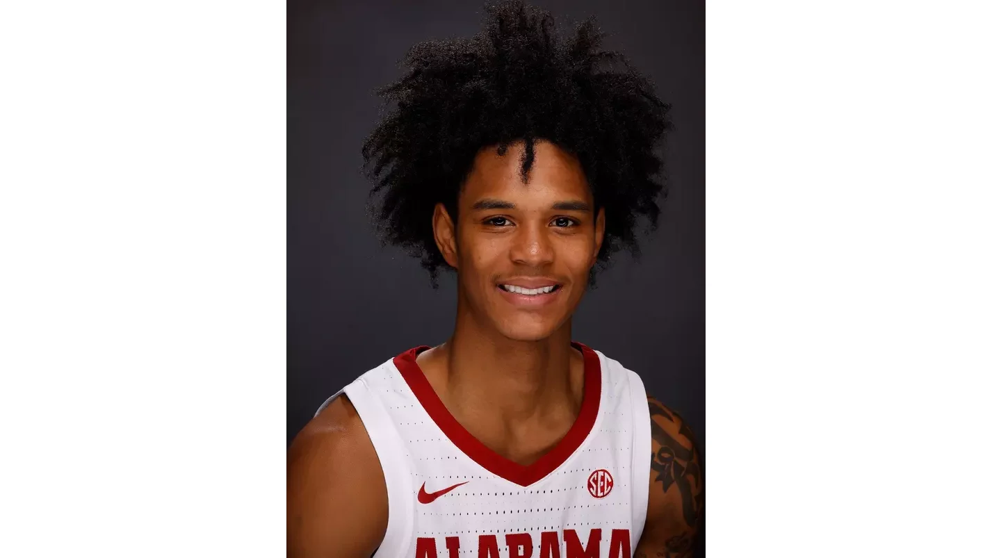 Aden Holloway