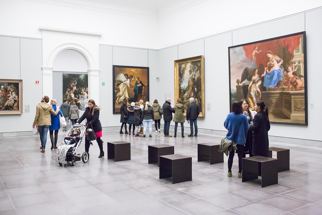 Honors and AP Art Students Visit the Museum