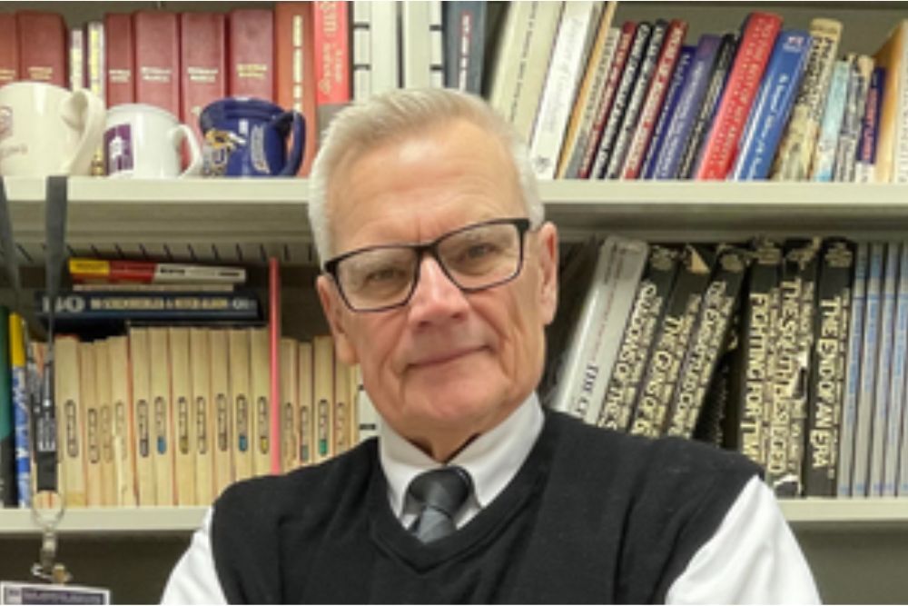 UM-Flint professor appointed to Michigan Veterans’ Memorial Park Commission UM-Flint professor appointed to Michigan Veterans’ Memorial Park Commission