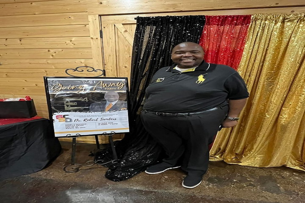 Simpson County School District – Simpson County School District Gathered Together to Bid Farewell to Our Assistant Superintendent of Human Resources and Operations, Dr. Robert Sanders