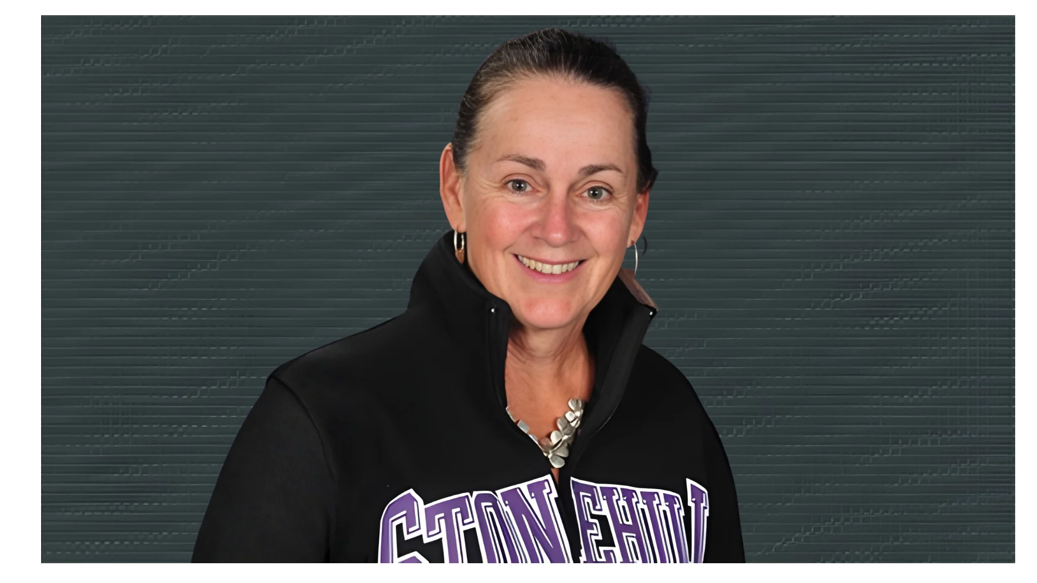 Lynne Smith, Head Coach at Stonehill Skyhawks Women%27s Tennis - https://stonehillskyhawks.com/