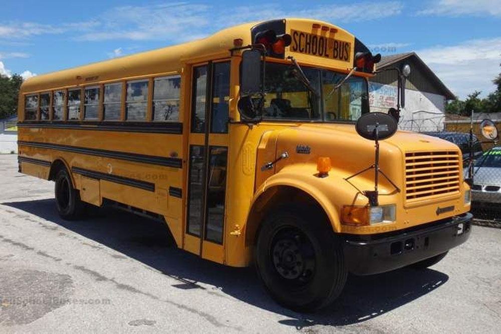 Did you know that the greatest risk to a child isn’t riding a bus, but approaching or leaving one