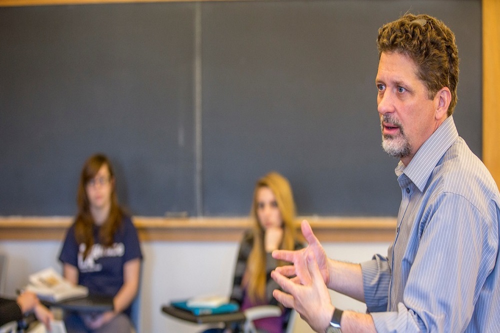 GRINNELL COLLEGE: College Mourns Professor Tyler Roberts