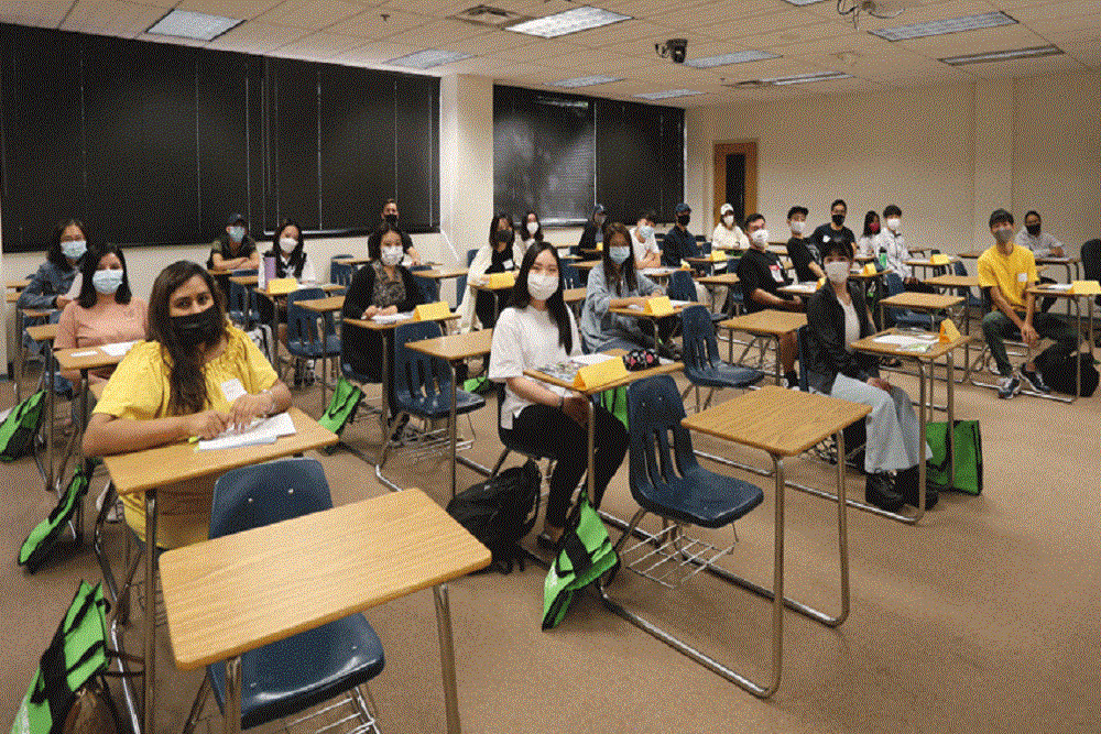 TMCC Hosts Orientation for Students from Around the World