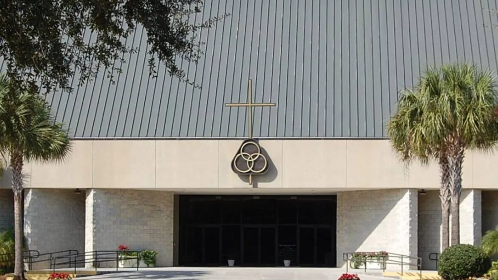 Blessed Trinity’s parishioner: Alternative energy sources are ‘too politically manipulative’ Blessed Trinity’s parishioner: Alternative energy sources are ‘too politically manipulative’