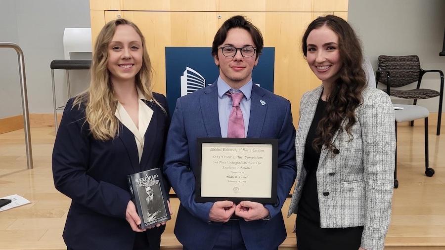 Student Cancer Research Team Places Second at Symposium