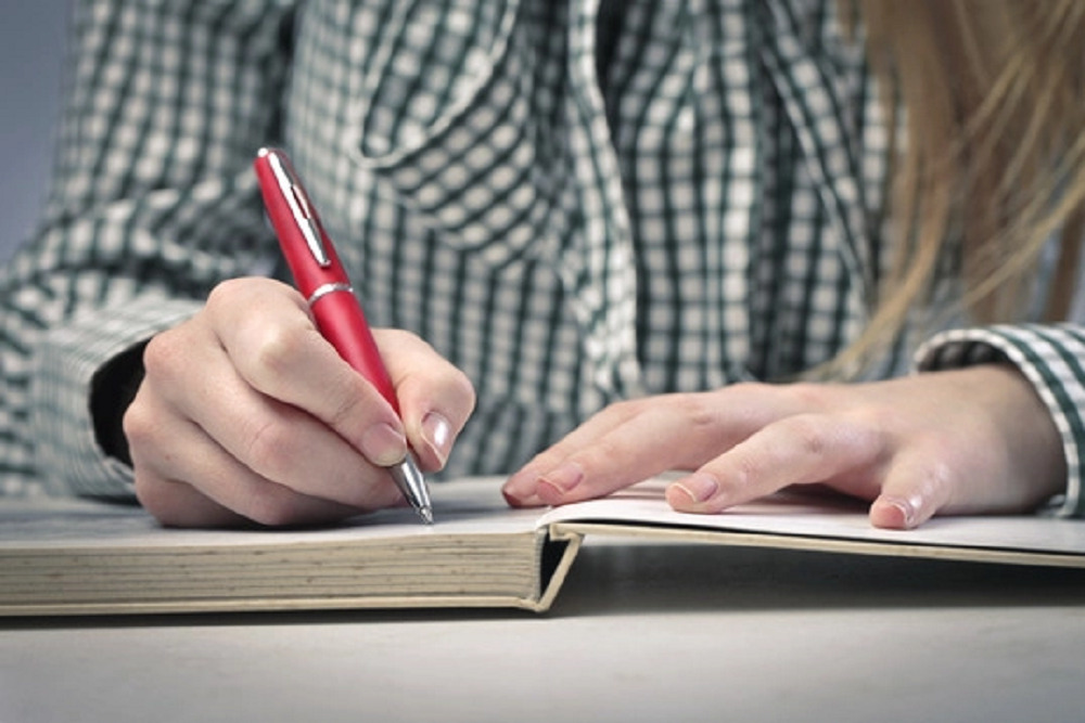 Novel & Memoir Writing Class on March 21 – April 7